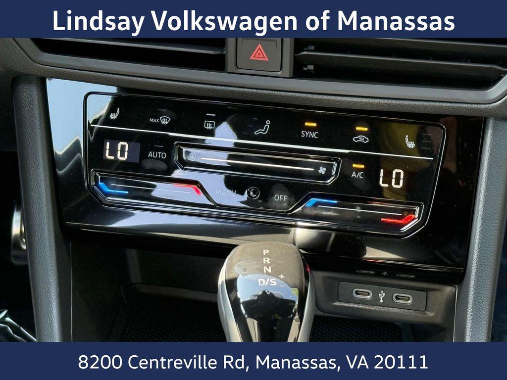 new 2025 Volkswagen Jetta car, priced at $24,621