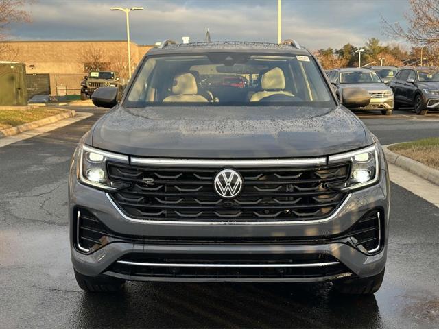 new 2025 Volkswagen Atlas car, priced at $52,758