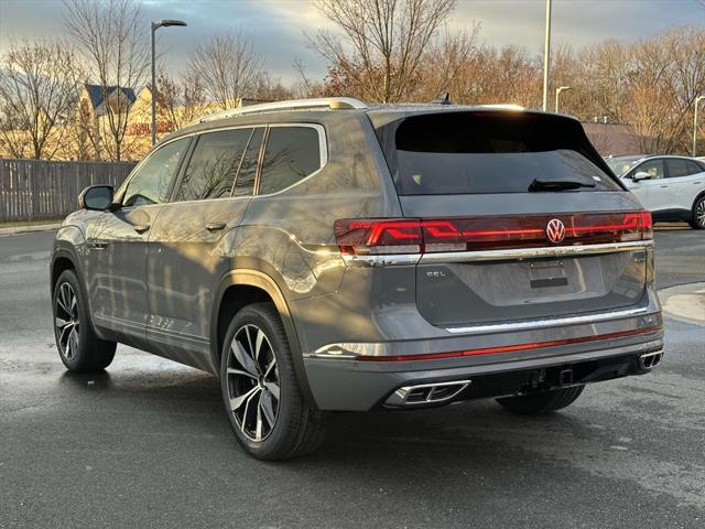 new 2025 Volkswagen Atlas car, priced at $52,758