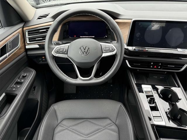 new 2025 Volkswagen Atlas car, priced at $42,460