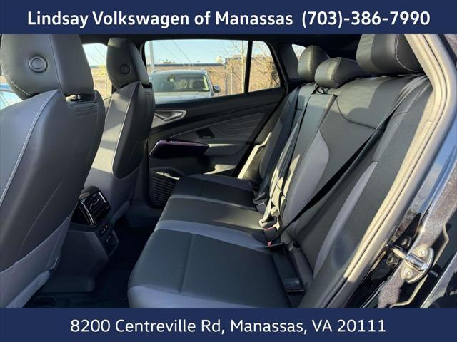new 2025 Volkswagen ID.4 car, priced at $52,443
