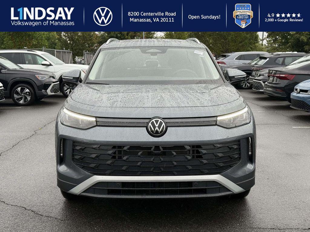 new 2025 Volkswagen Tiguan car, priced at $33,328