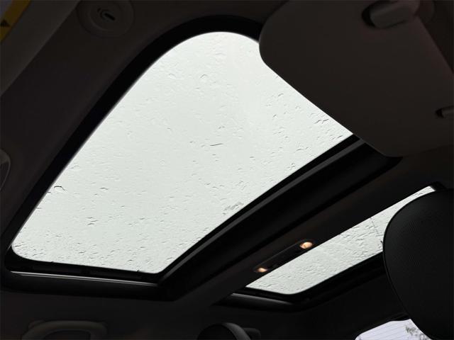 used 2018 MINI Hardtop car, priced at $17,997