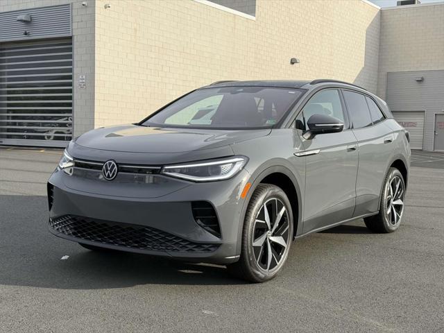 new 2025 Volkswagen ID.4 car, priced at $49,347