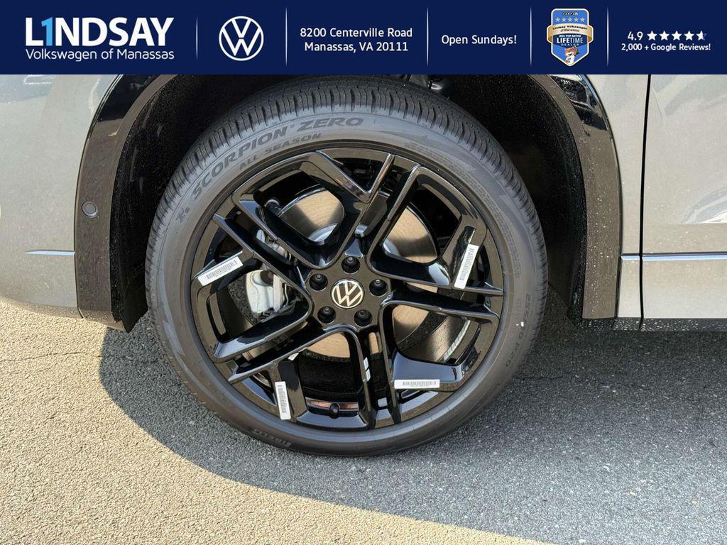 new 2025 Volkswagen Tiguan car, priced at $32,973