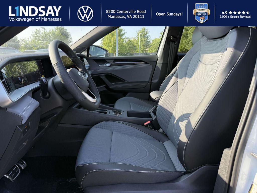 new 2025 Volkswagen Tiguan car, priced at $33,895