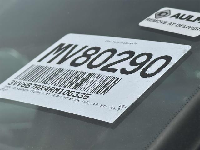 new 2024 Volkswagen Tiguan car, priced at $35,093