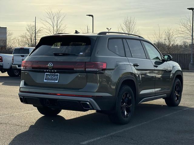 new 2025 Volkswagen Atlas car, priced at $44,784