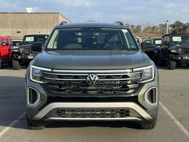 new 2025 Volkswagen Atlas car, priced at $44,784