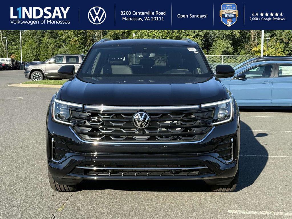 new 2026 Volkswagen Atlas Cross Sport car, priced at $53,617