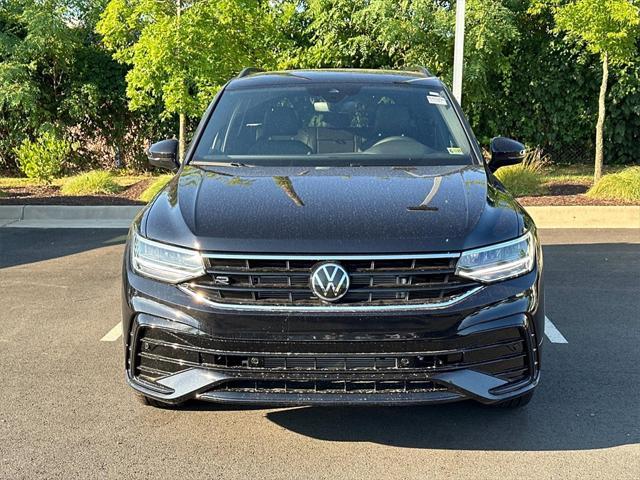 new 2024 Volkswagen Tiguan car, priced at $33,074