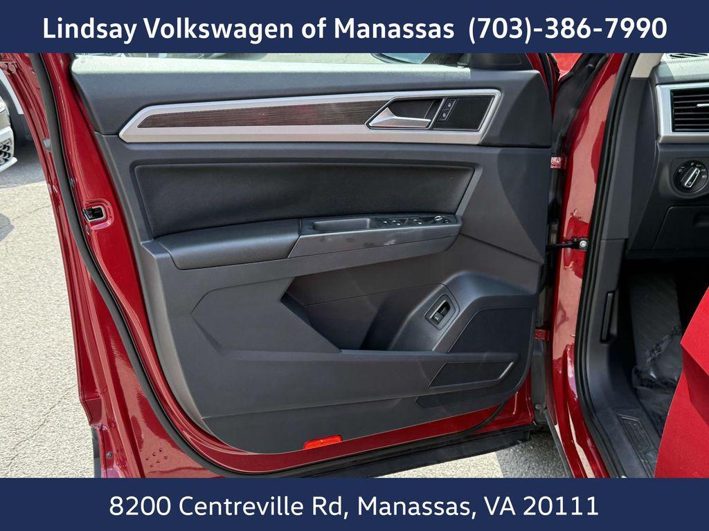 used 2018 Volkswagen Atlas car, priced at $21,677