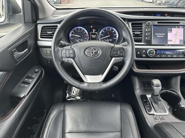 used 2015 Toyota Highlander car, priced at $19,997