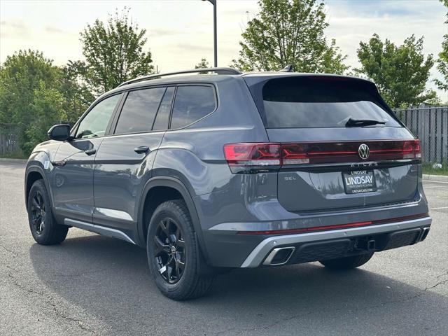 new 2024 Volkswagen Atlas car, priced at $49,448