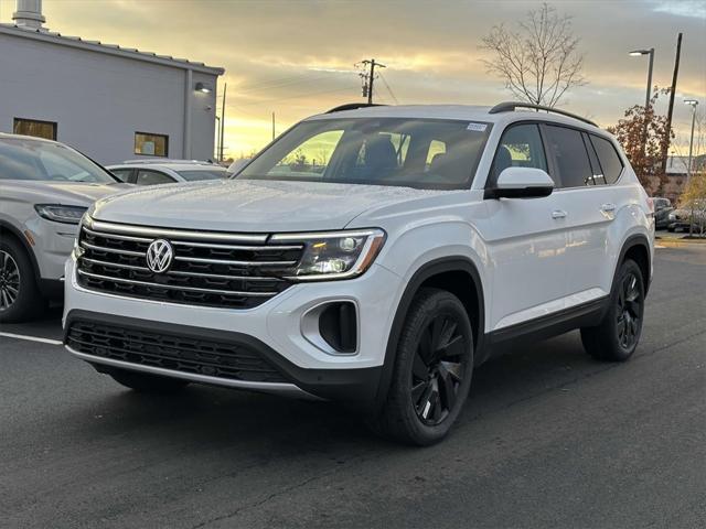 new 2025 Volkswagen Atlas car, priced at $44,026