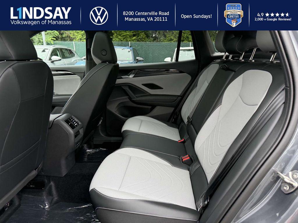 new 2025 Volkswagen Tiguan car, priced at $35,973