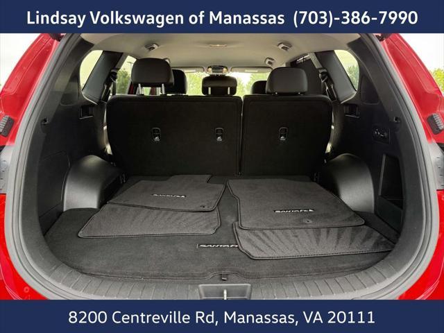 used 2022 Hyundai Santa Fe car, priced at $23,777