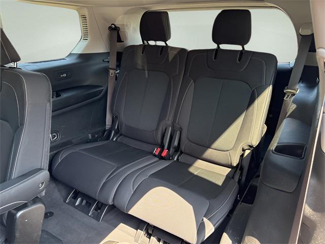 used 2022 Jeep Grand Cherokee L car, priced at $26,977