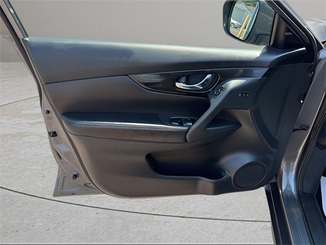 used 2020 Nissan Rogue car, priced at $22,577