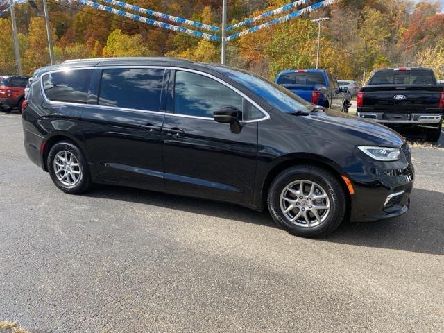 used 2022 Chrysler Pacifica car, priced at $23,781