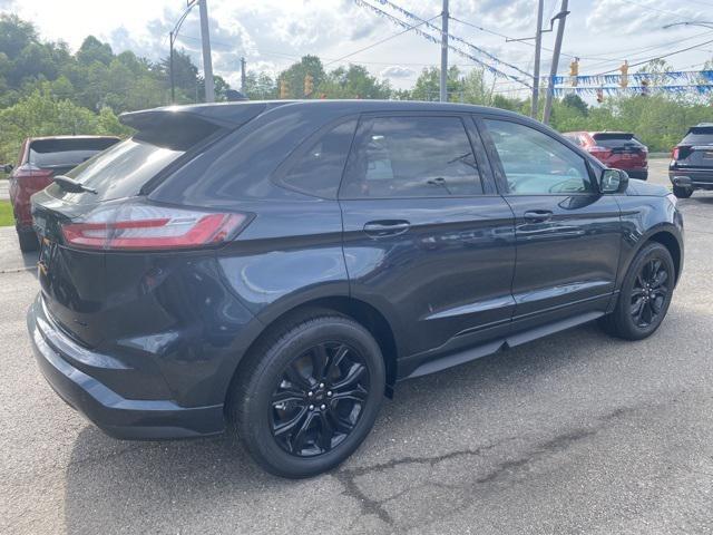 new 2024 Ford Edge car, priced at $40,434