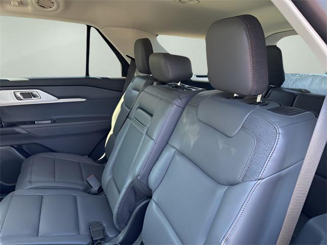 new 2025 Ford Explorer car, priced at $43,908