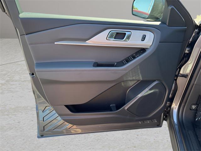 new 2025 Ford Explorer car, priced at $43,908
