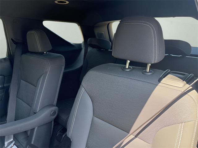 used 2025 Chevrolet Traverse car, priced at $37,324