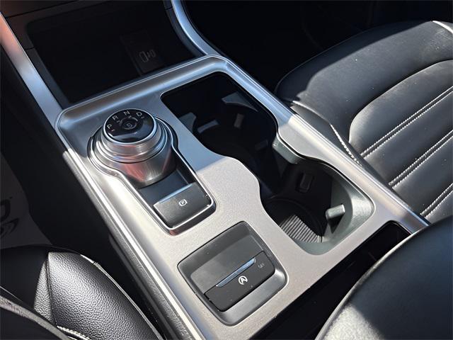 used 2024 Ford Edge car, priced at $22,464