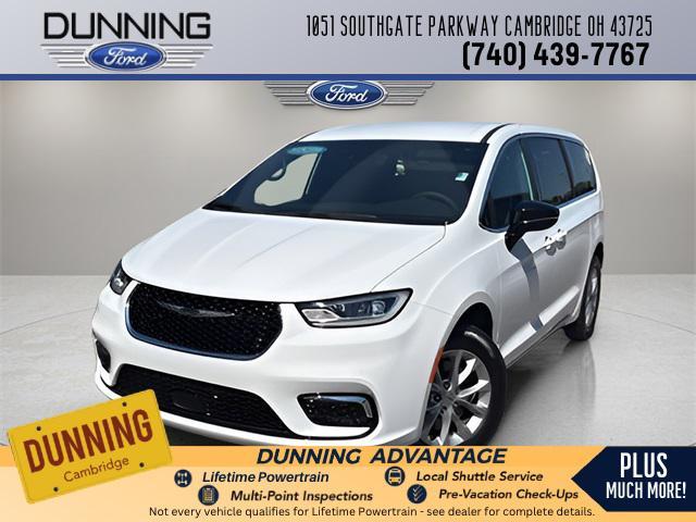 used 2025 Chrysler Pacifica car, priced at $38,665