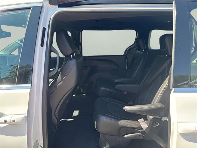 used 2025 Chrysler Pacifica car, priced at $38,665