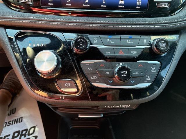 used 2025 Chrysler Pacifica car, priced at $38,665