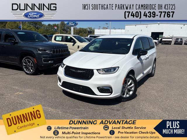 used 2025 Chrysler Pacifica car, priced at $39,977