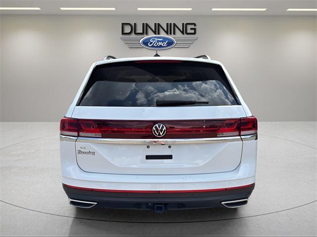 used 2024 Volkswagen Atlas car, priced at $32,877