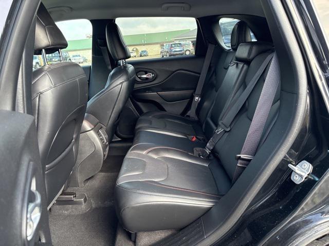 used 2019 Jeep Cherokee car, priced at $19,418