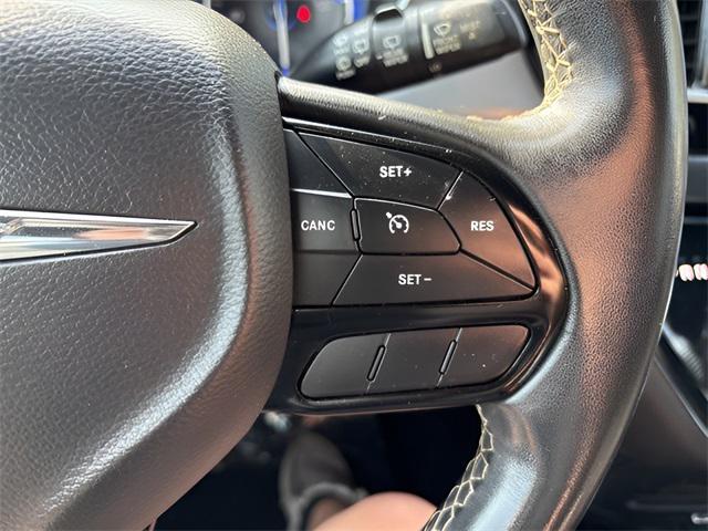 used 2020 Chrysler Pacifica car, priced at $18,391