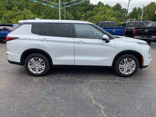 used 2024 Mitsubishi Outlander car, priced at $25,877