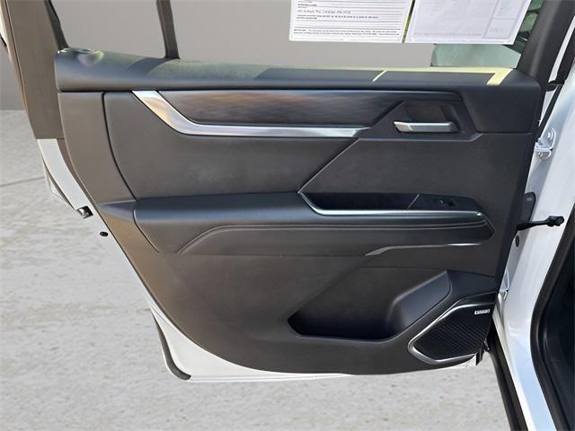 used 2025 GMC Acadia car, priced at $37,199