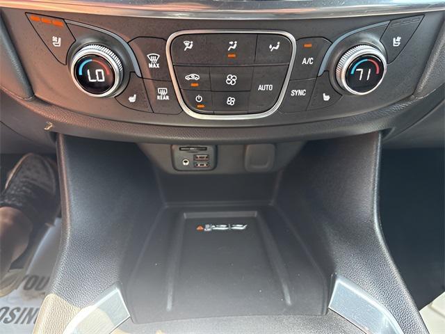 used 2023 Chevrolet Traverse car, priced at $44,240