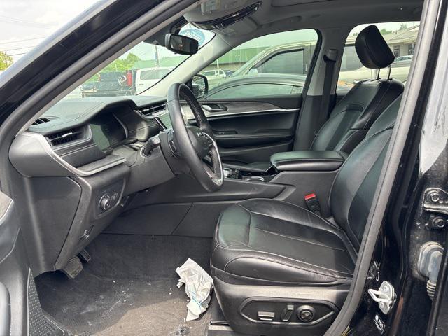 used 2022 Jeep Grand Cherokee car, priced at $31,316