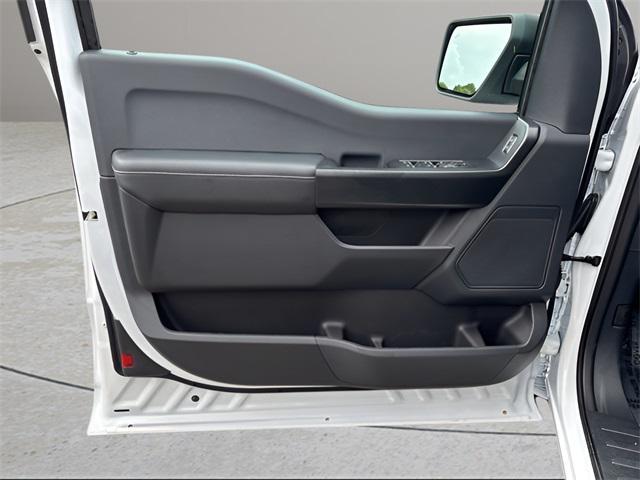 new 2025 Ford F-150 car, priced at $43,822