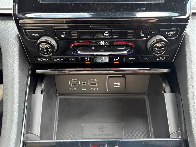 used 2023 Jeep Grand Cherokee car, priced at $28,982