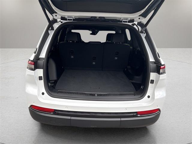 used 2023 Jeep Grand Cherokee car, priced at $28,982