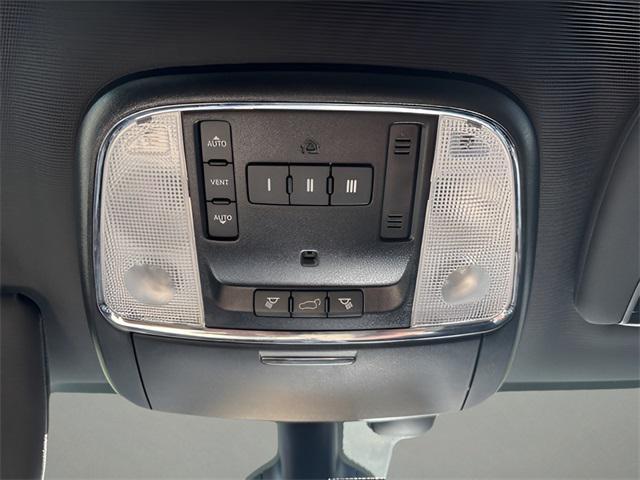 used 2020 Jeep Grand Cherokee car, priced at $13,977