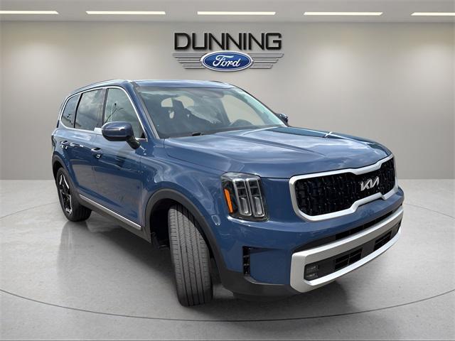 used 2024 Kia Telluride car, priced at $41,977
