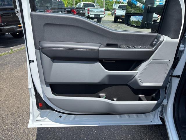 new 2025 Ford F-350 car, priced at $57,685