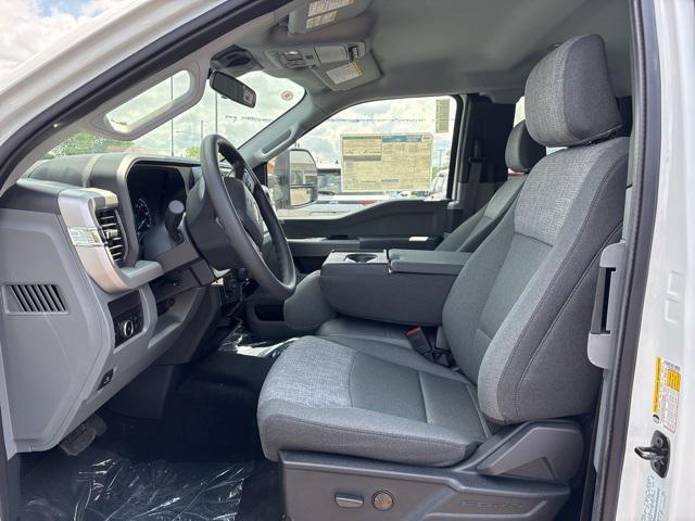 new 2025 Ford F-350 car, priced at $57,685