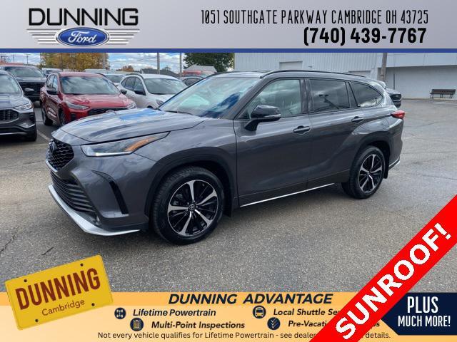 used 2022 Toyota Highlander car, priced at $38,586