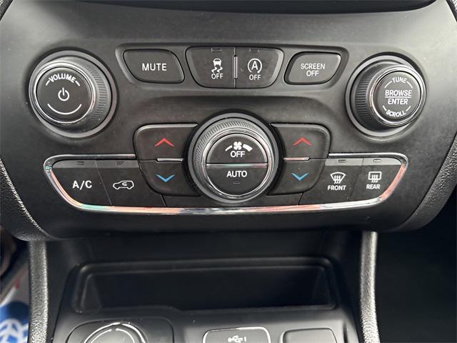 used 2019 Jeep Cherokee car, priced at $17,177