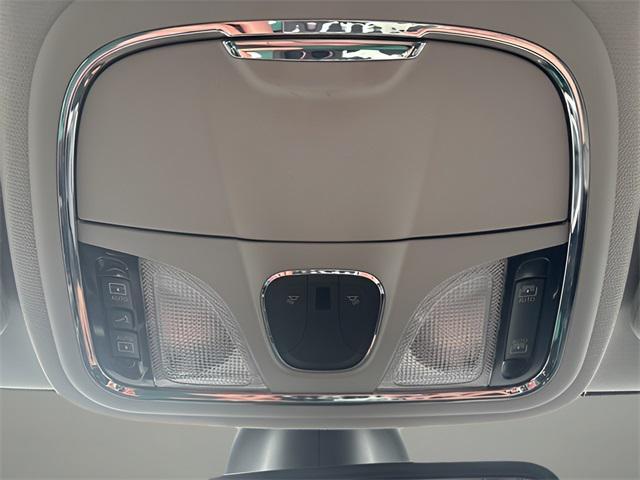 used 2019 Jeep Cherokee car, priced at $17,177